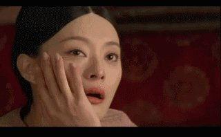 娱乐吃瓜配音演员是谁,幕后声音背后的故事